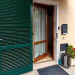 Pit Stop, Camera Con Bagno Privato, Parcheggio E Clima